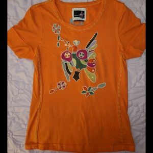 Buffalo premium body conscious embroidered T shirt